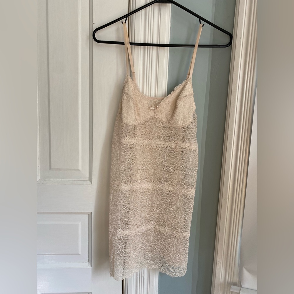 Montelle lace chemise, medium